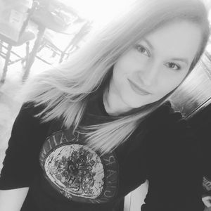 Meet your Posher, Natasha